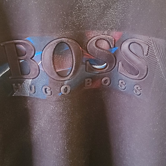 Hugo Boss long sleeve sweater - Picture 2 of 4